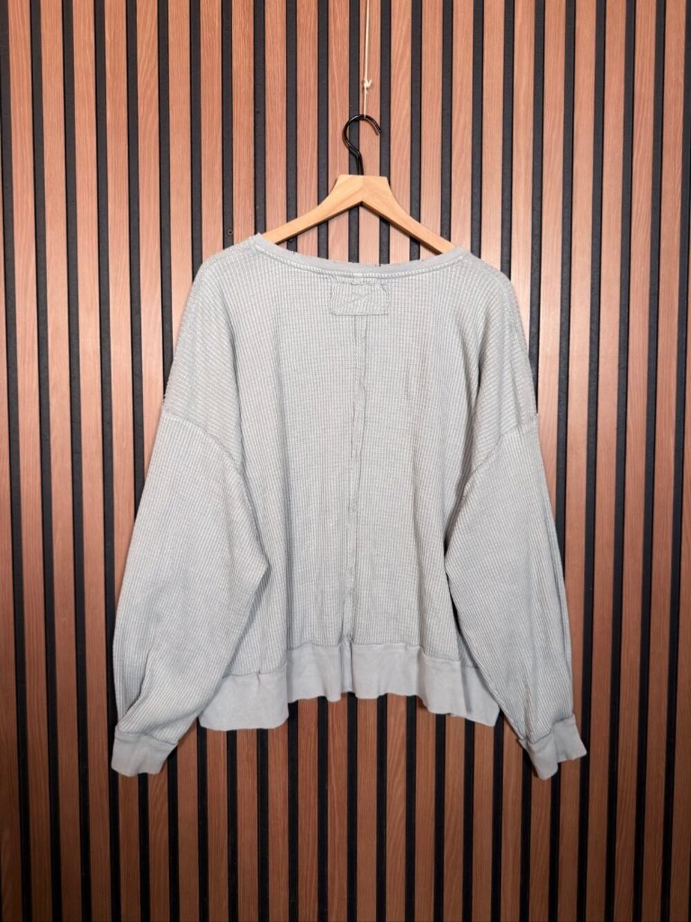 Free People Sweater Small Womens Gray Pullover Round Neck Thermal Knit Stretch - Picture 2 of 9